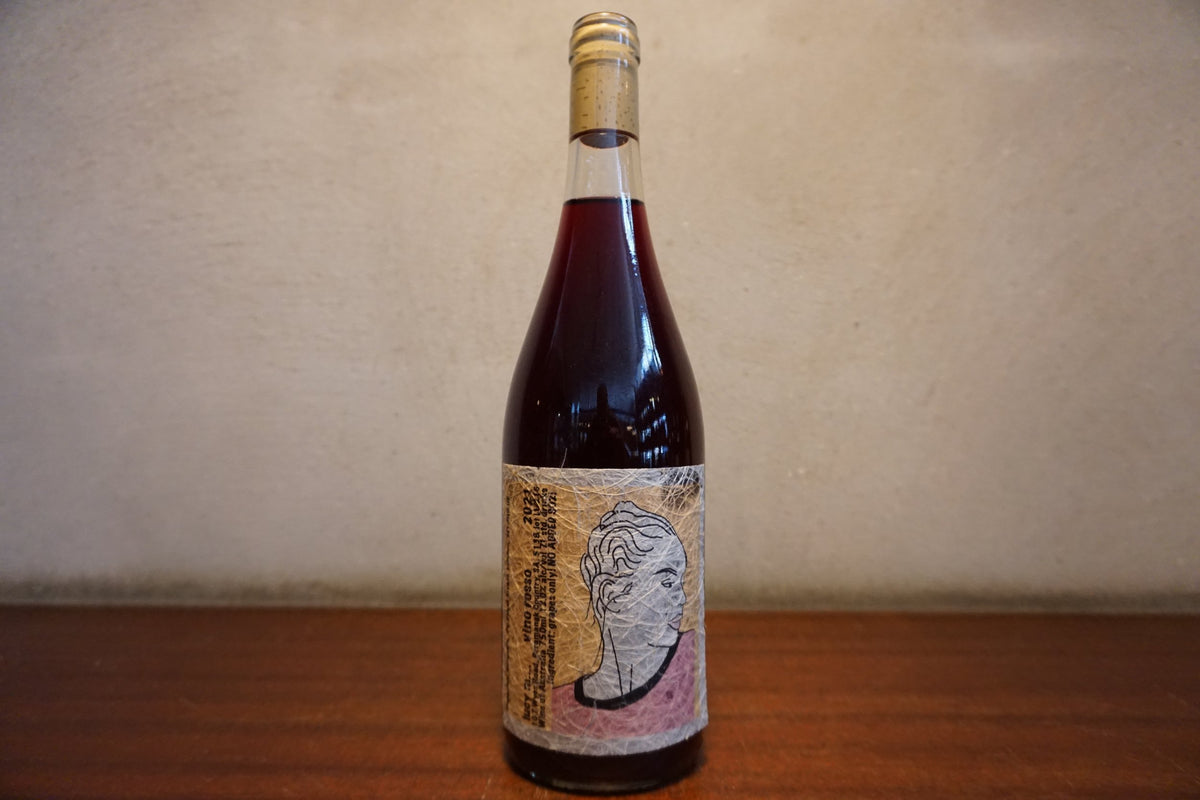 Lucy M., Vino Rosso 2021